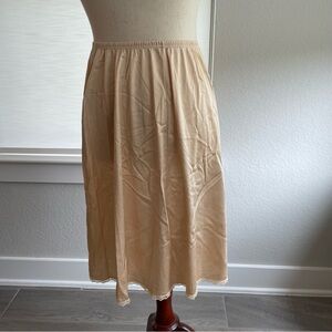Vintage Vanity Fair Half Slip Made in the USA Nude Size Medium